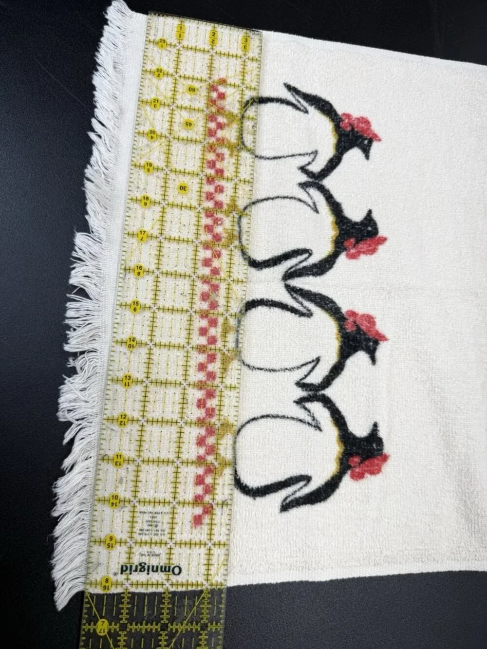 Set Of 2 Vintage Kitchen Hand Dish Towel Dancing Penguins Top Hat